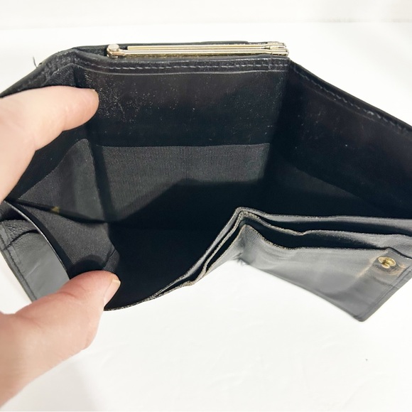 Vintage Unbranded Leather Wallet with Snap Closure and Kiss Lock Change Purse 🖤 - Picture 9 of 15